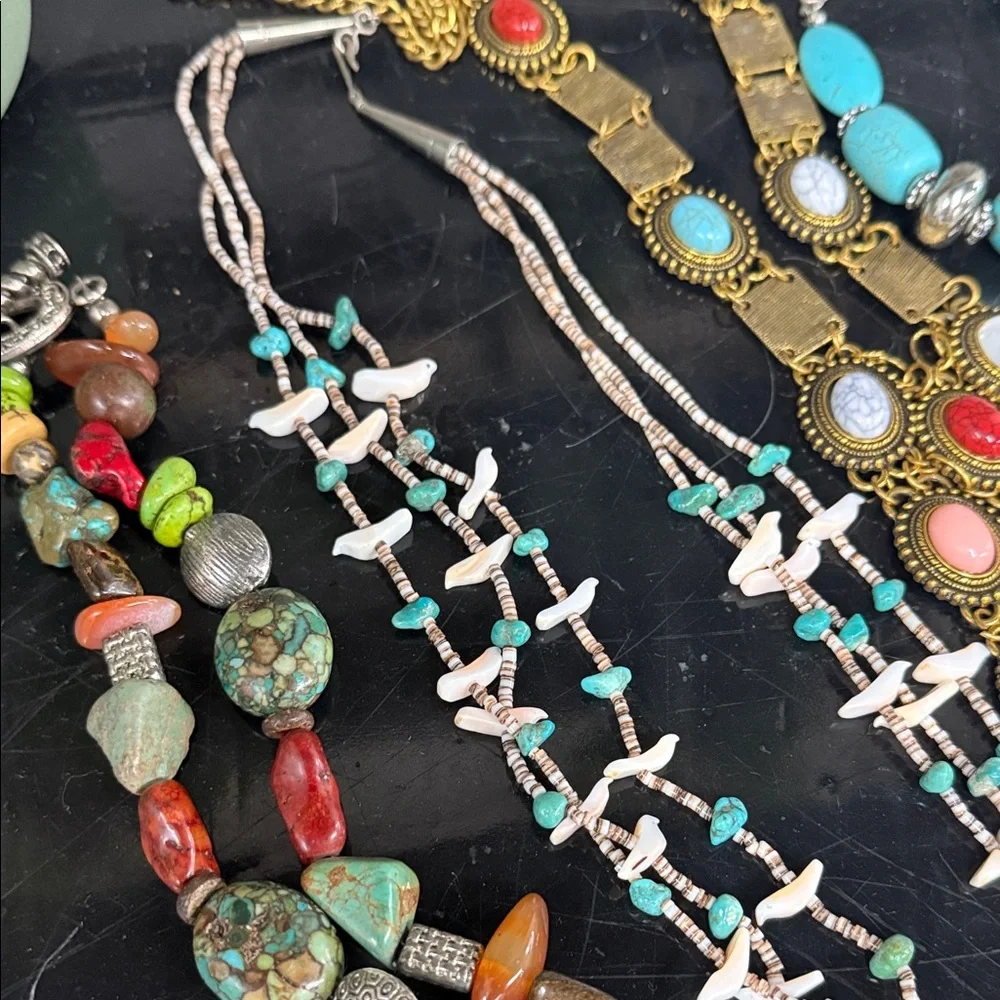 VTG Southwest style Necklace bundle. - Picture 10 of 14
